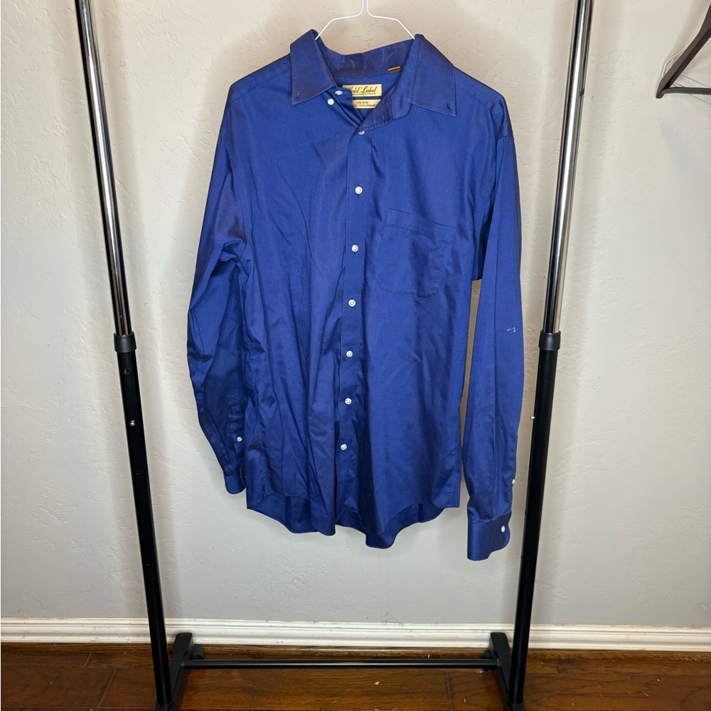 Casual Blue Button Down Shirt with Classic Collar - Picture 3 of 4